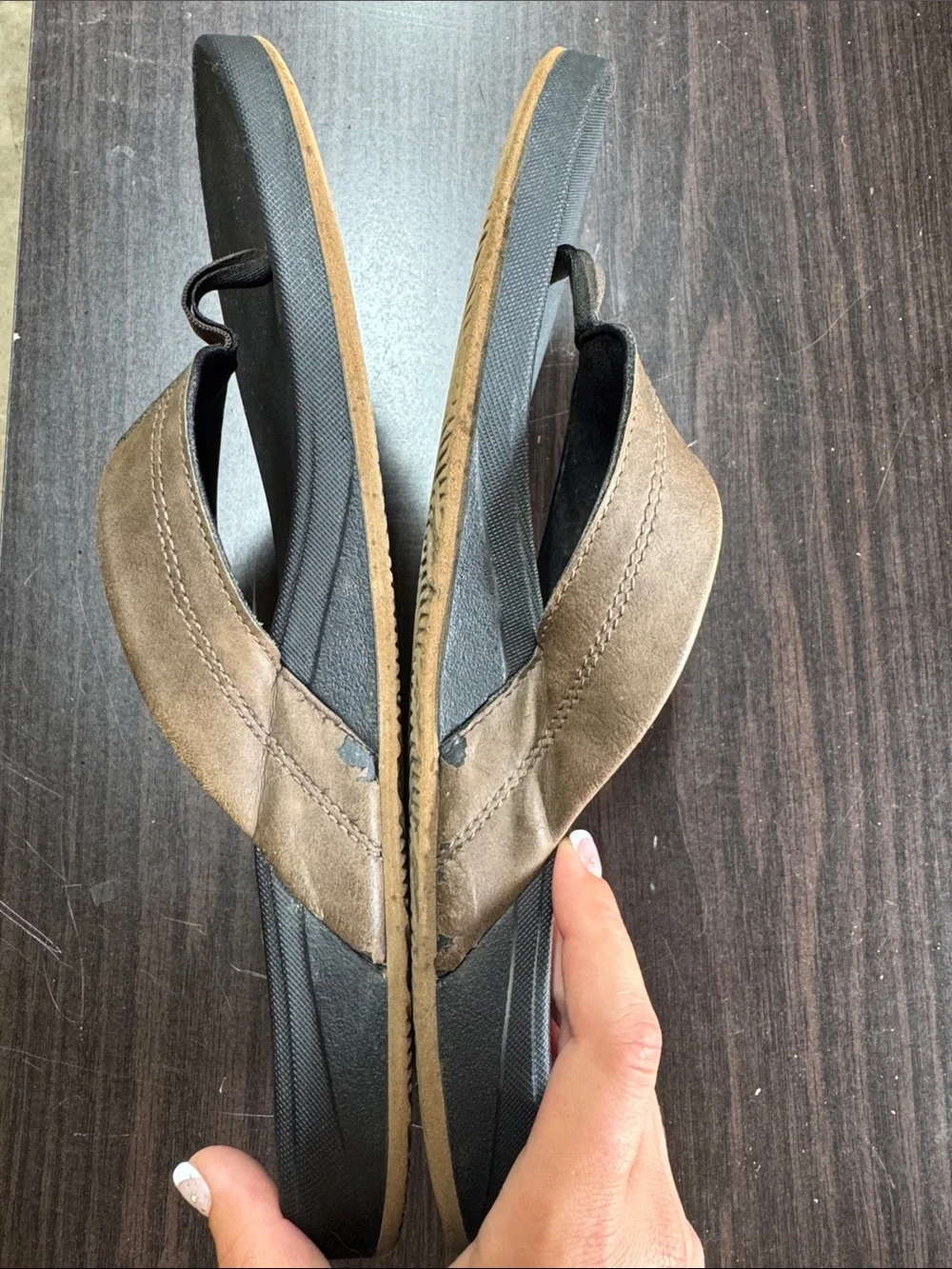 Reef Men’s Brown Leather Thong Sandals with Black Footbed